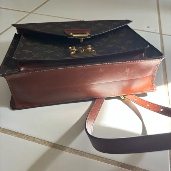 Louis Vuitton Monceau 28 Brown Monogram Crossbody Purse Gold Hardware Vintage - Picture 12 of 17